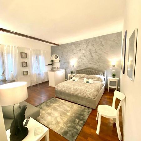 Navona Suite Viola Рим Екстер'єр фото